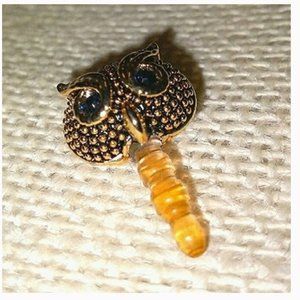 Owl cellphone dust plug